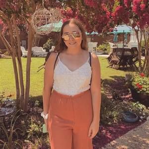 Meet your Posher, Bethany